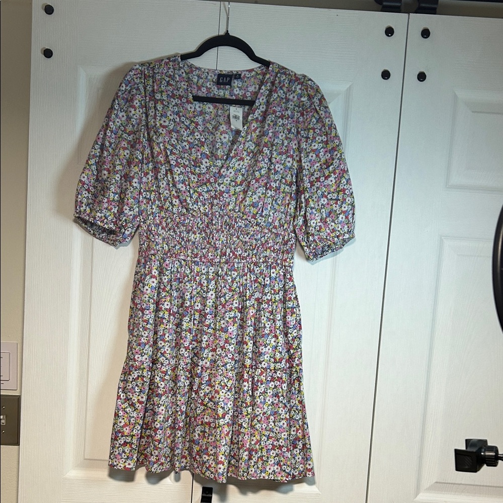 NWT-GAP SPRING Floral Mini Dress with POCKETS!